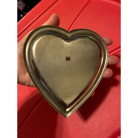 SMALL METAL HEART TRAY MADE IN INDIA - Picture 2 of 3